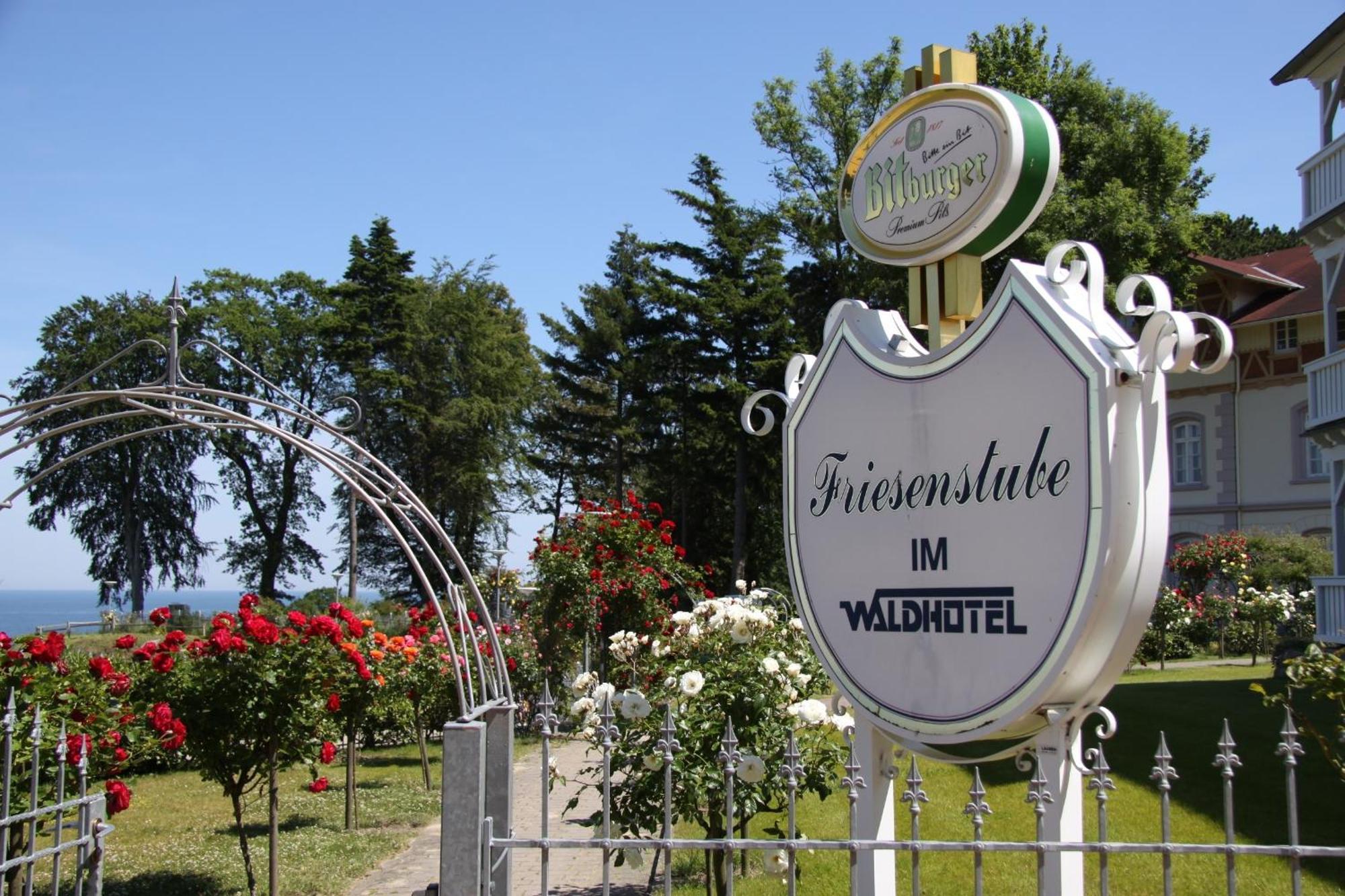 Akzent Waldhotel Spa Ruegen Goehren  Exterior photo