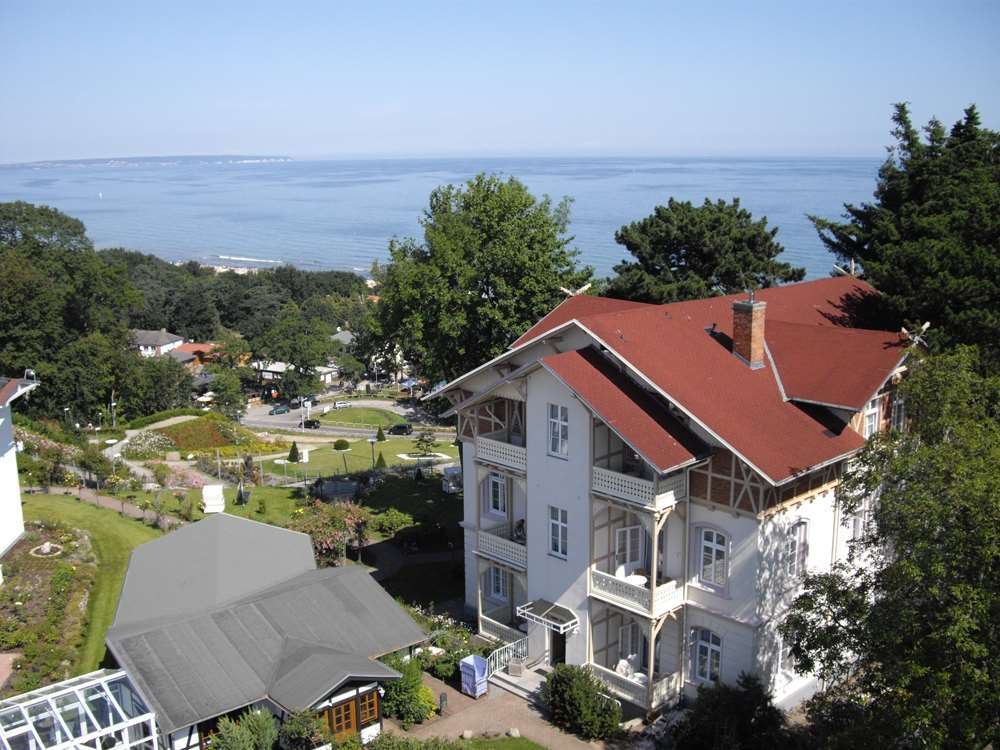 Akzent Waldhotel Spa Ruegen Goehren  Exterior photo